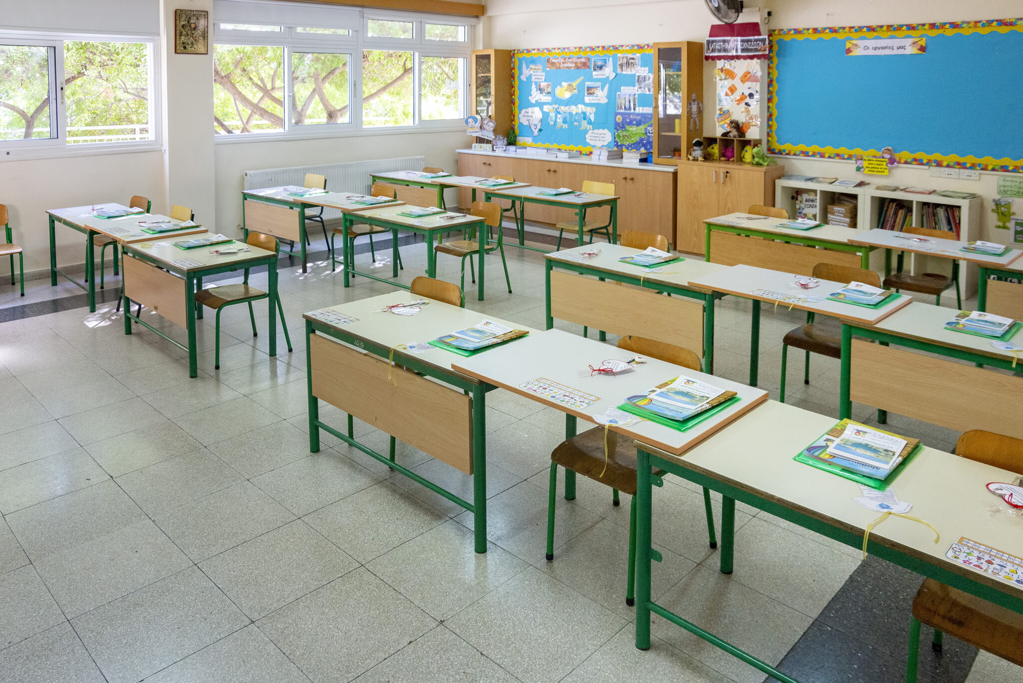 Στον "αέρα" το θέμα των φρουρών ασφαλείας στα Δημοτικά σχολεία (ΒΙΝΤΕΟ)