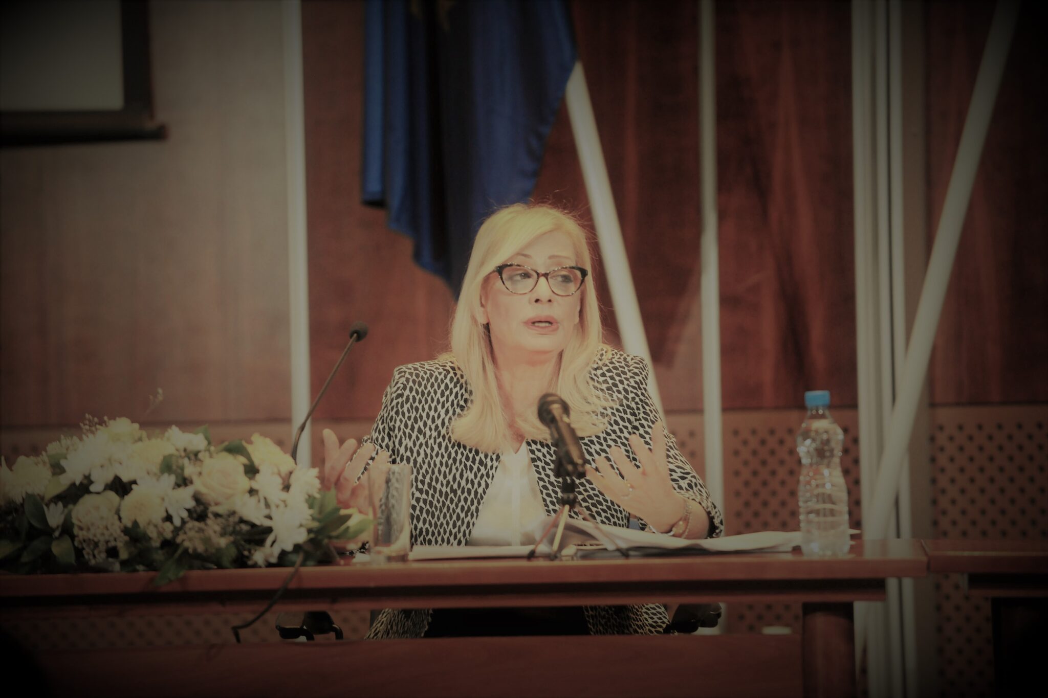 Η Ζέτα του απλού κόσμου: "Αντιγράψτε το λίγο της και θα 'ναι πολύ για τον τόπο"