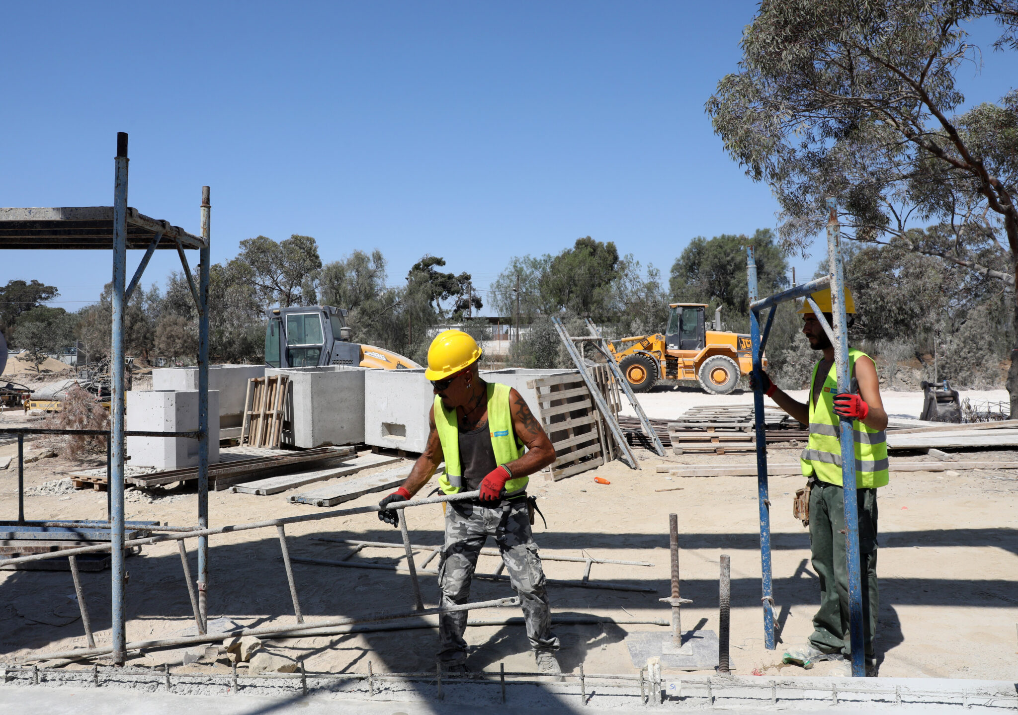 2,637 εργαζόμενοι στο δημόσιο τομέα, περισσότεροι από το πρώτο τρίμηνο του 2021
