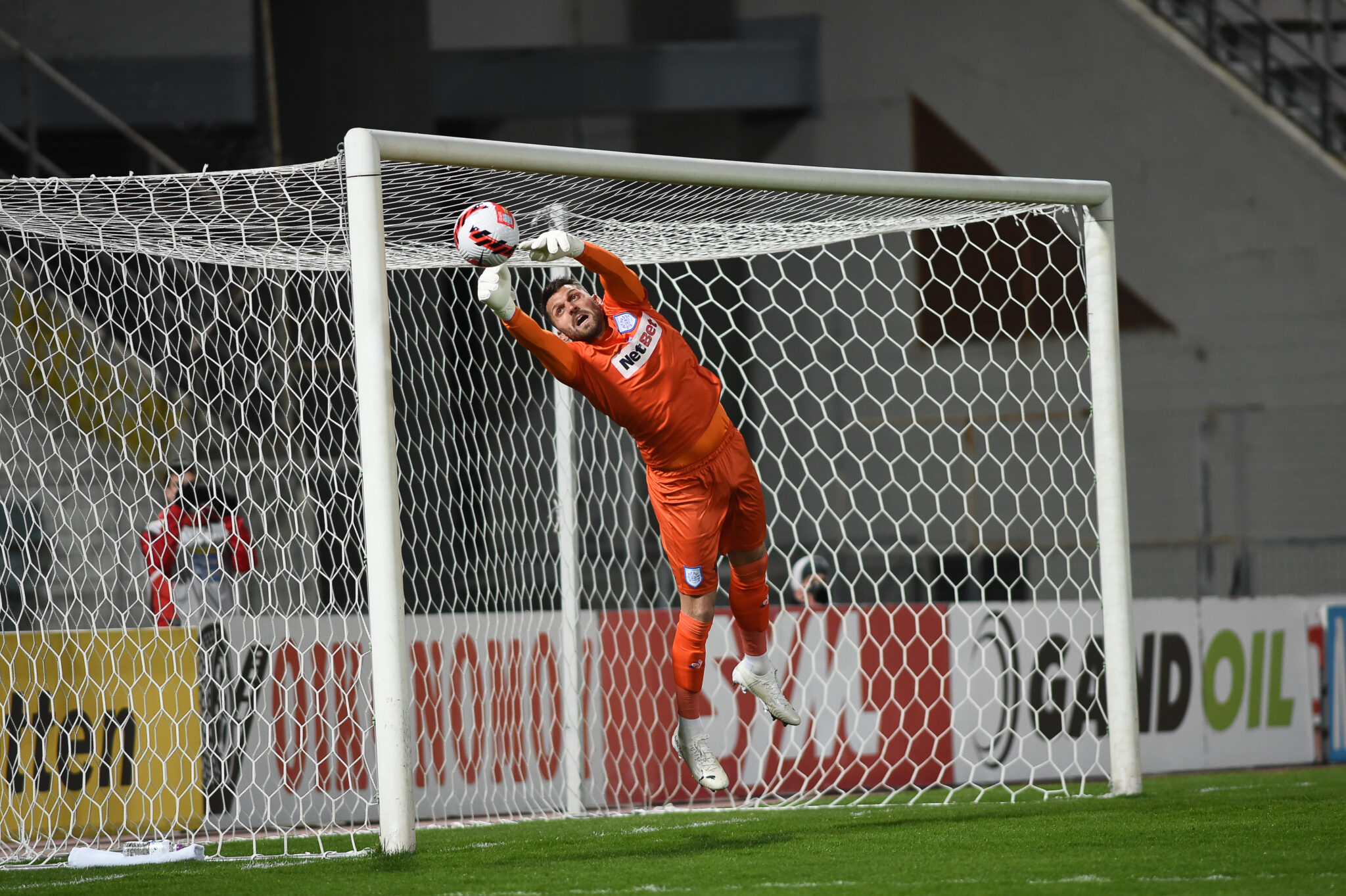 Γράφτηκε για ΑΠΟΕΛ, κατέληξε στον Παναθηναϊκό του Γιοβάνοβιτς ο Λοντίγκιν