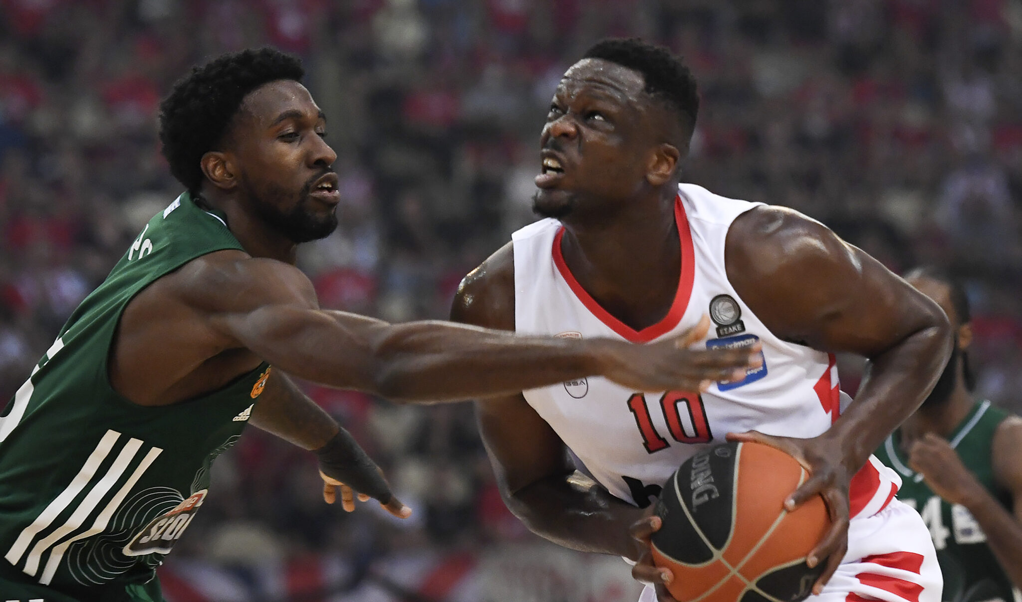 Για το πρωτάθλημα ο Ολυμπιακός, να βγάλει αντίδραση θέλει ο Παναθηναϊκός