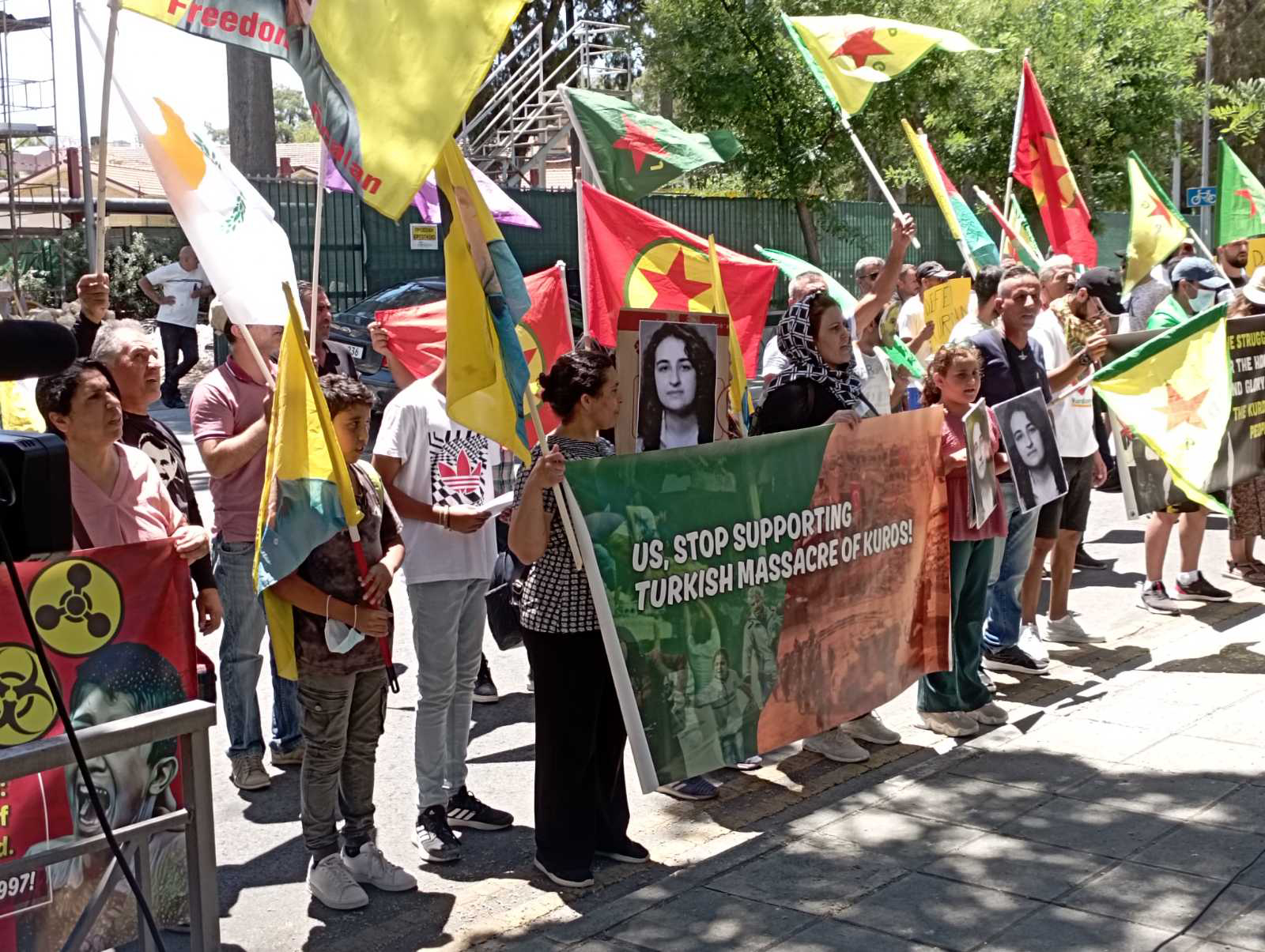 Κούρδοι φώναξαν από τη Λευκωσία κατά της Τουρκίας (ΒΙΝΤΕΟ)