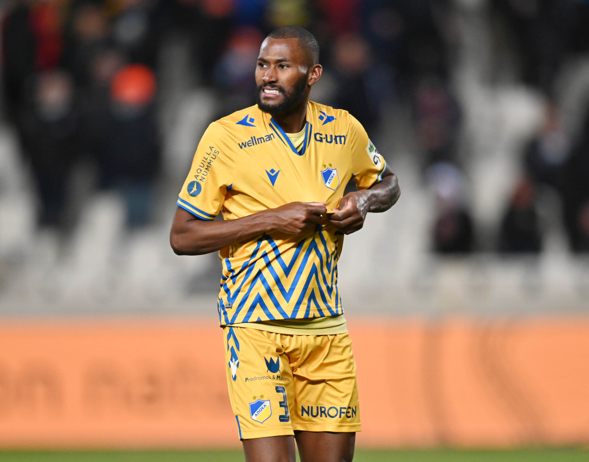 Αποχωρεί και ο Βινίσιους από τον ΑΠΟΕΛ