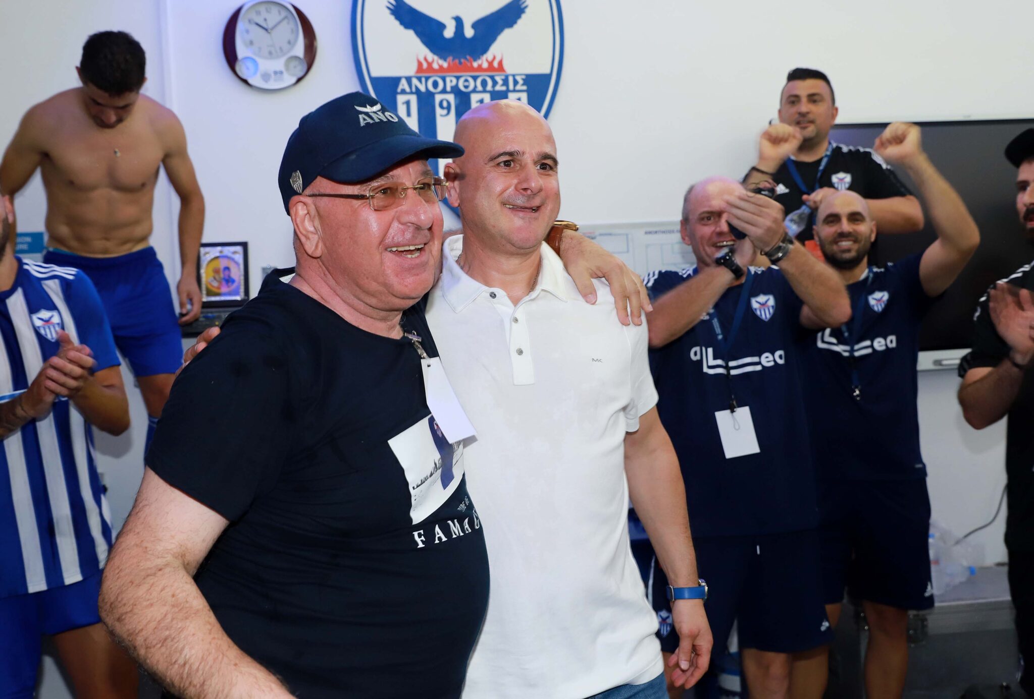 Ψάχνει τη «χρυσή τομή» με Τιμούρ η Ανόρθωση