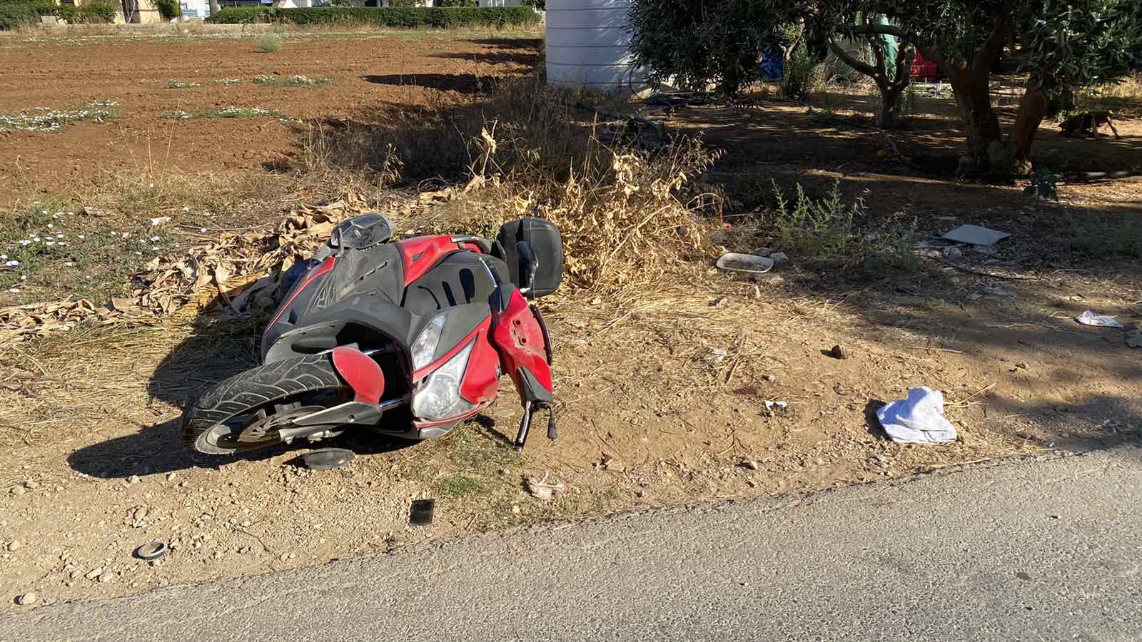 Μάχη για να κρατηθεί στη ζωή δίνει 31χρονος μοτοσικλετιστής μετά από ατύχημα
