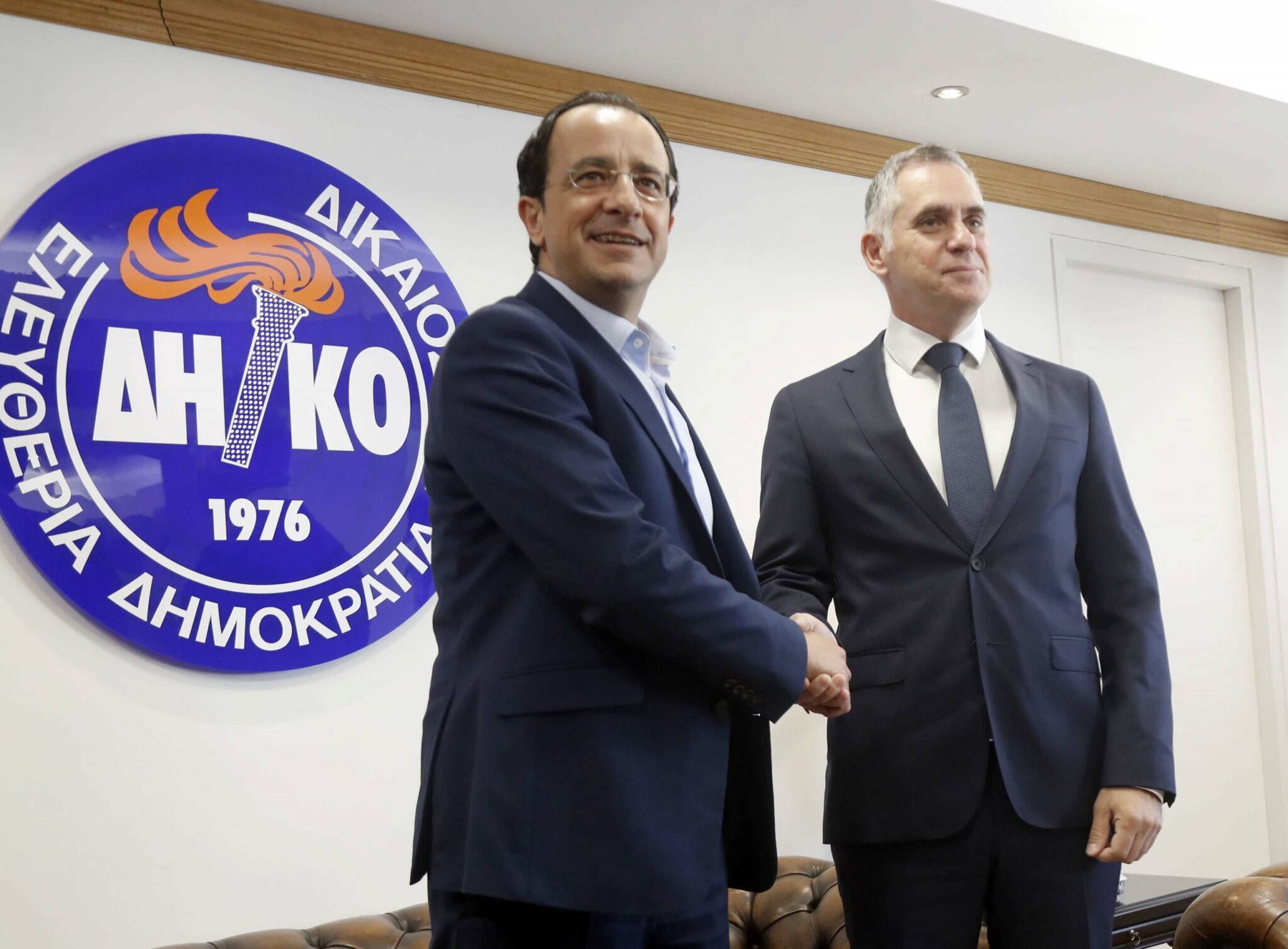 LIVE: Κλειδώνει την στήριξη της υποψηφιότητας Νίκου Χριστοδουλίδη σήμερα το ΔΗΚΟ