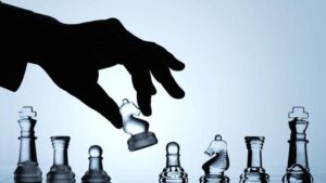 Πολιτικός αναβρασμός σε Βρετανία με Συντηρητικούς και Ιταλία με πρόωρες εκλογές