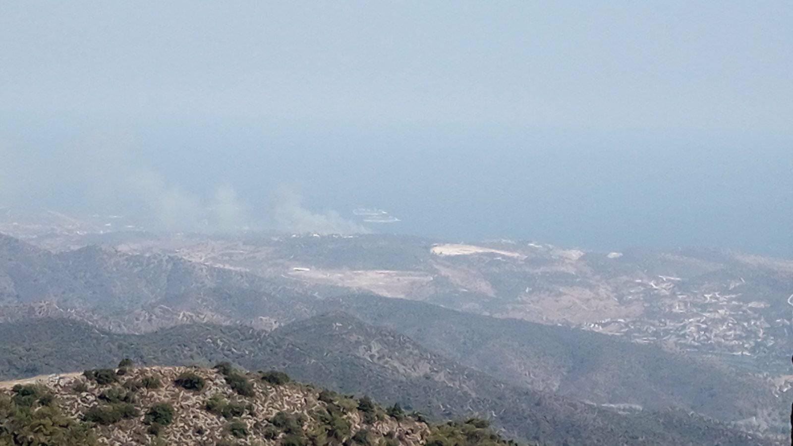 ΒΙΝΤΕΟ: Μεγάλη μάχη με τις φλόγες στο Αρμενοχώρι, κινδυνεύουν κατοικίες