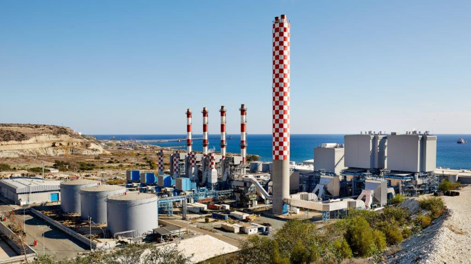 Χωρίς ρεύμα πολλές περιοχές στην Κύπρο, εκτός λειτουργίας μονάδα στο Βασιλικό