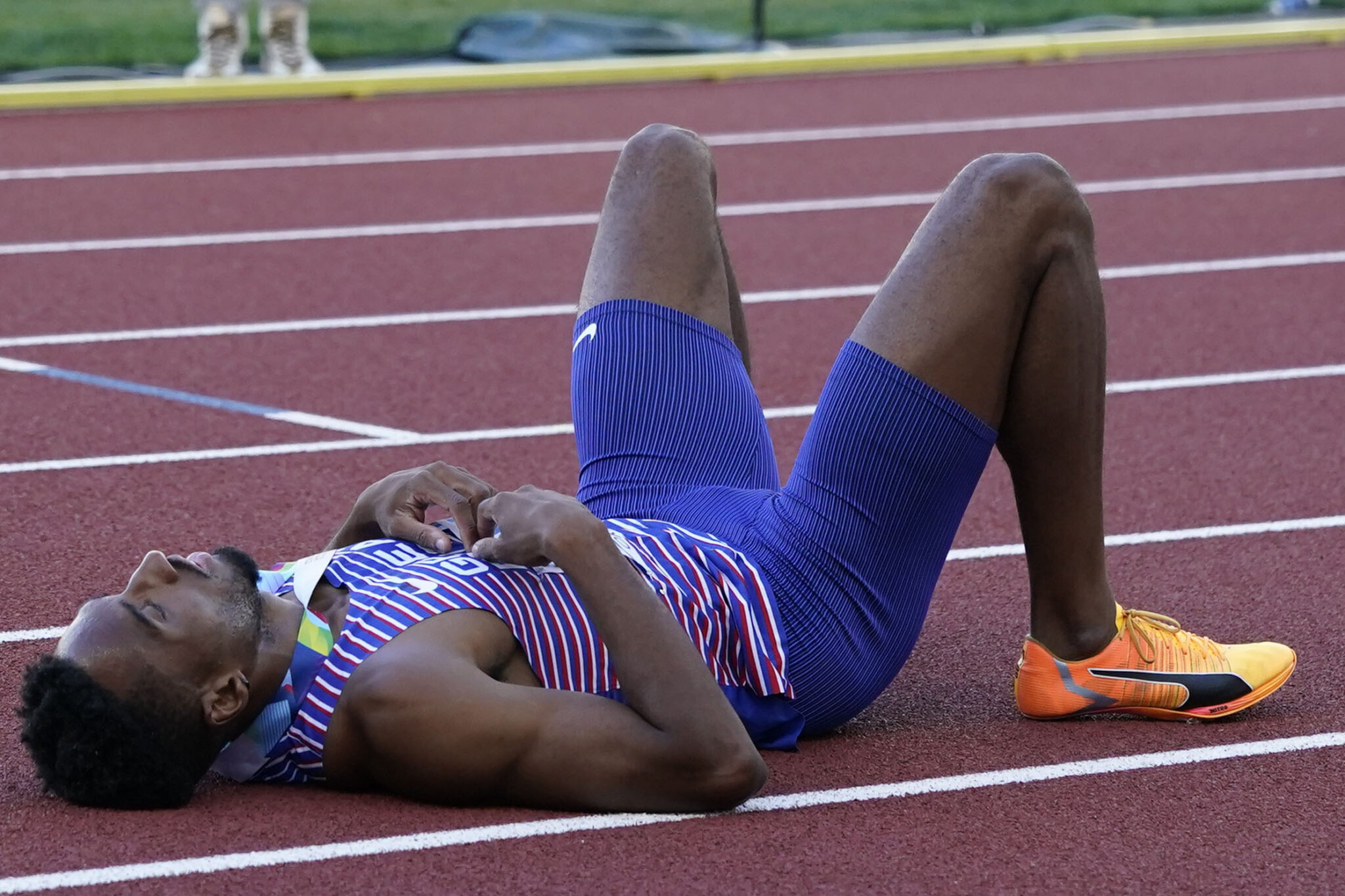 Από την απόπειρα αυτοκτονίας, στο βάθρο των 400 μέτρων στο Παγκόσμιο ο Σμιθ