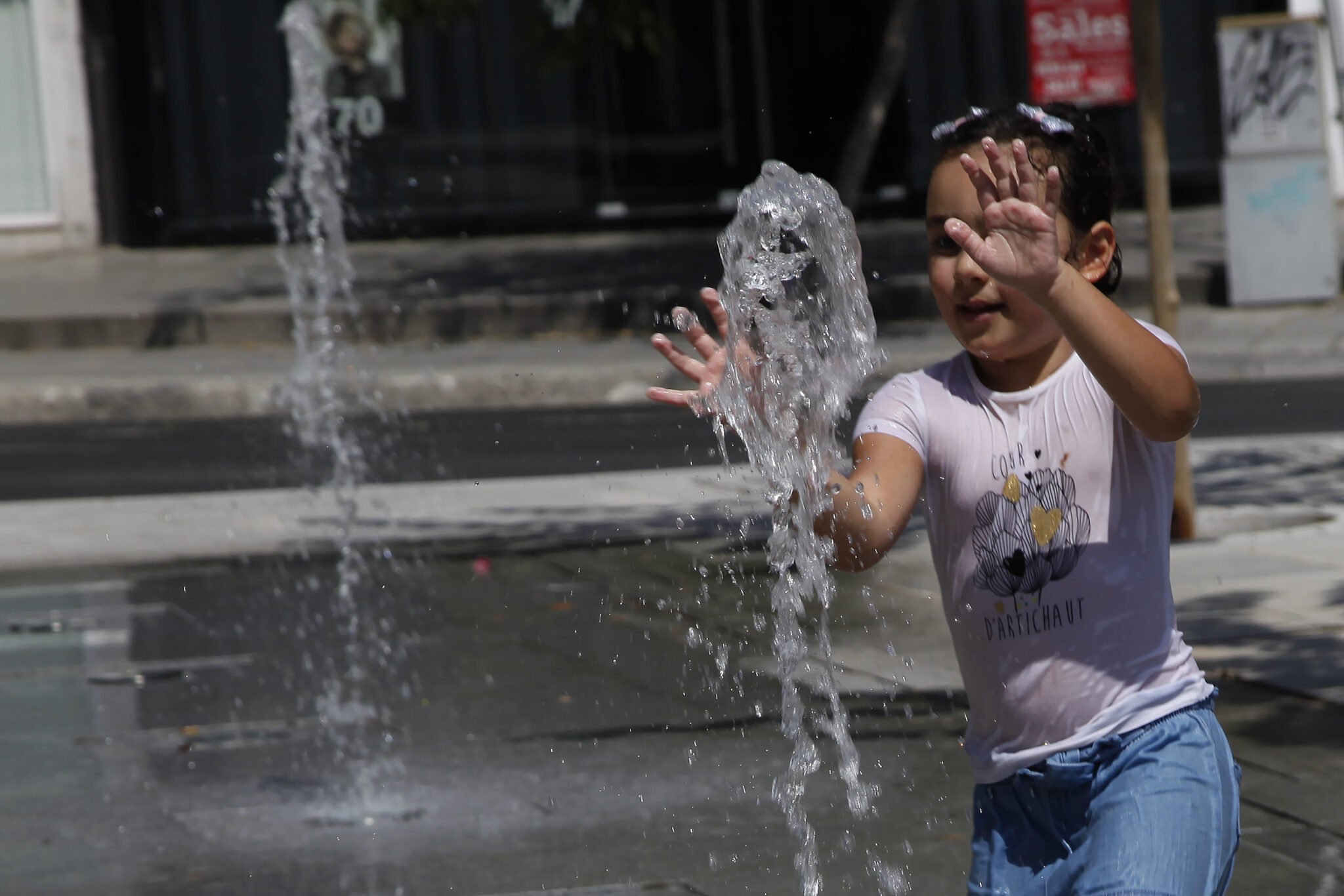 ΒΙΝΤΕΟ: Ο κίνδυνος της θερμικής εξάντλησης στα παιδιά – Πώς να προληφθεί