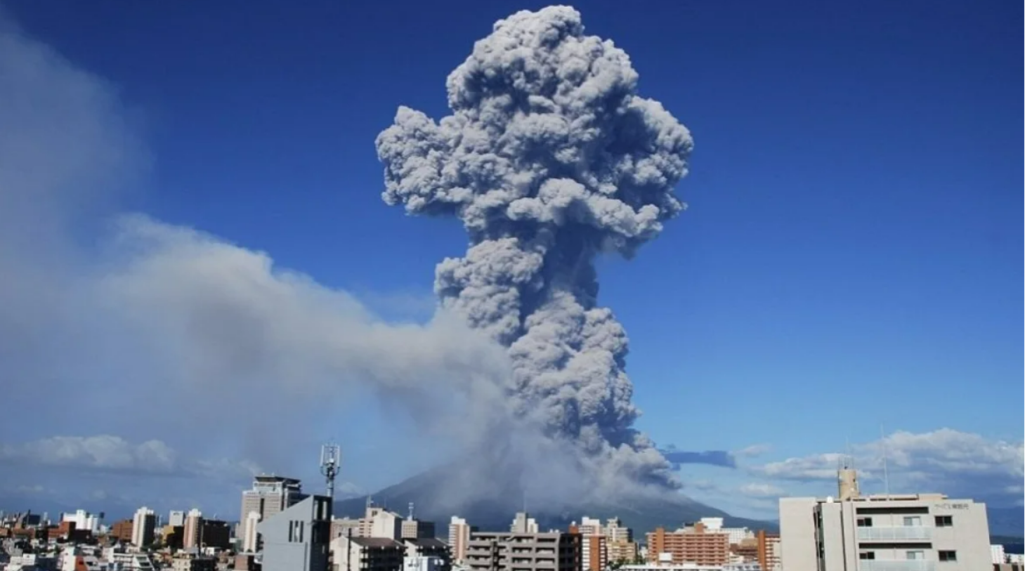 Ιαπωνία: Εξερράγη το ηφαίστειο Σακουρατζίμα (ΒΙΝΤΕΟ)