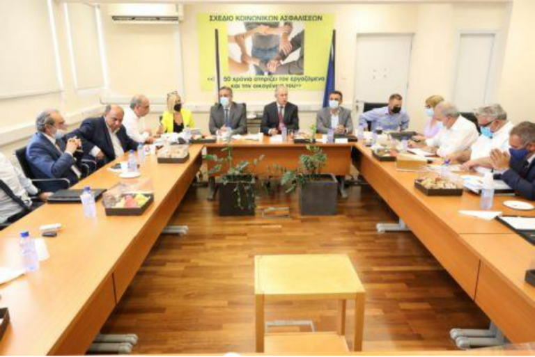 Συνεχίζονται οι προσπάθειες για επίλυση των διαφορών για Εθνικό Κατώτατο Μισθό