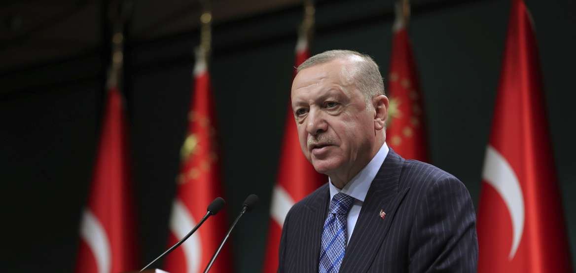 Ο Ερντογάν ζήτησε τη βοήθεια Μακρόν για να πάρει αντιαεροπορικούς πυραύλους