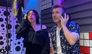 Γιάννης Πλούταρχος: Το ντουέτο με την κόρη του που καταχειροκροτήθηκε