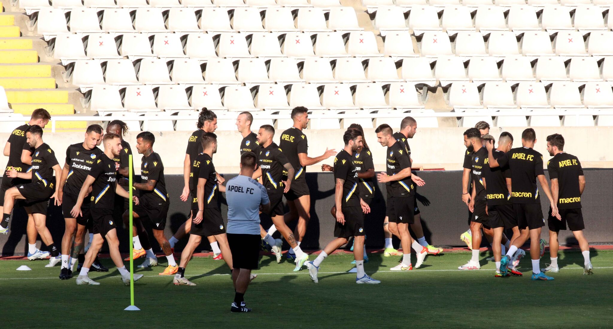 Ολοκλήρωσε και θέλει πρόκριση με τον κόσμο του ο ΑΠΟΕΛ