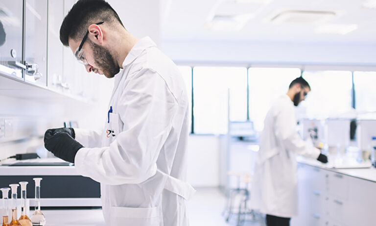 Γιατί η Κύπρος αποτελεί κορυφαία επιλογή για τους οδοντιάτρους του μέλλοντος