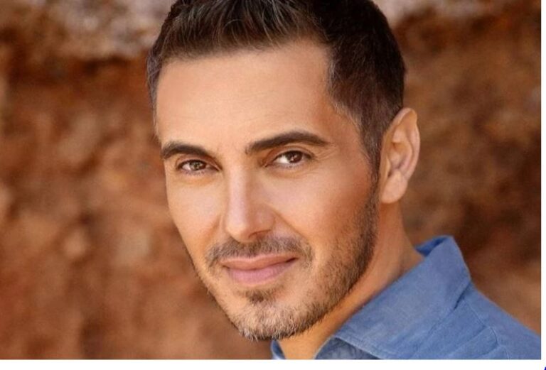 Μιχάλης Χατζηγιάννης: “Δουλεύω τους ανύπαρκτους κοιλιακούς μου” (Βίντεο)