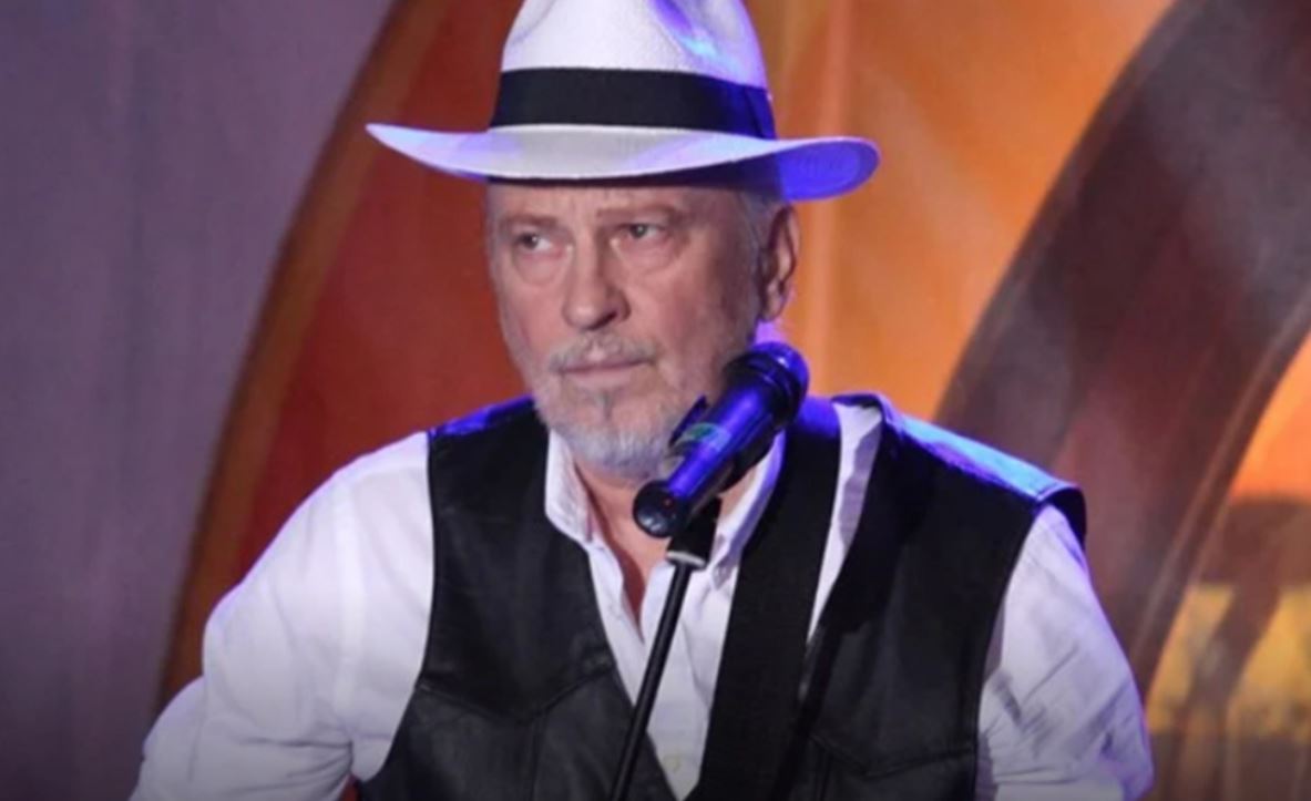 Έφυγε από τη ζωή ο τραγουδιστής Ρόμπερτ Ουίλιαμς