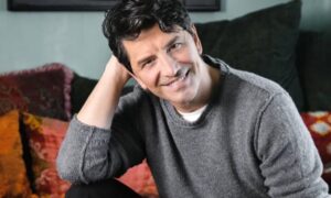 Σάκης Ρουβάς: Μαγείρεψε με τα παιδιά του ένα… gourmet πιάτο που θα λατρέψεις