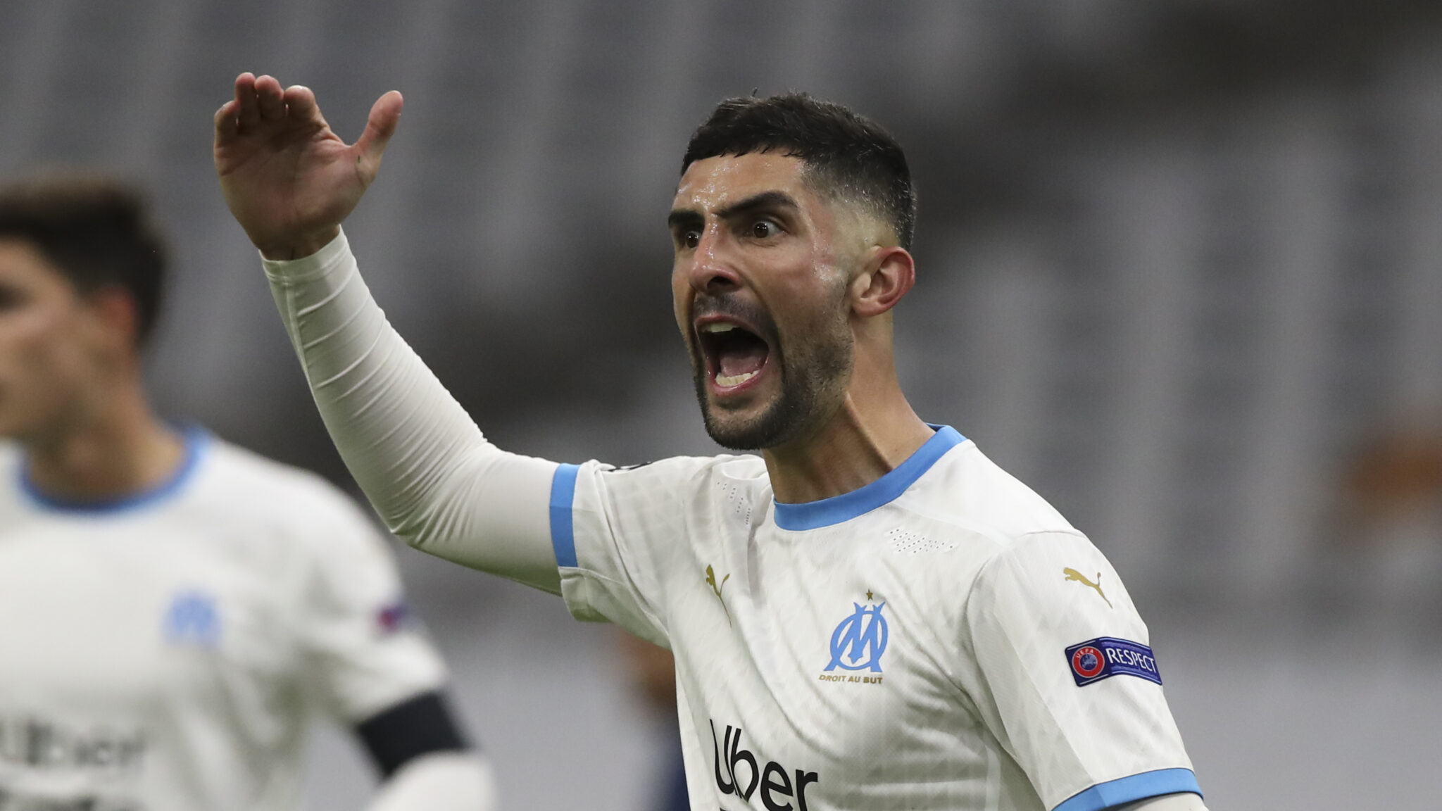 Άλβαρο για την άμυνα του Ολυμπιακού, φουλ και για επιθετικό