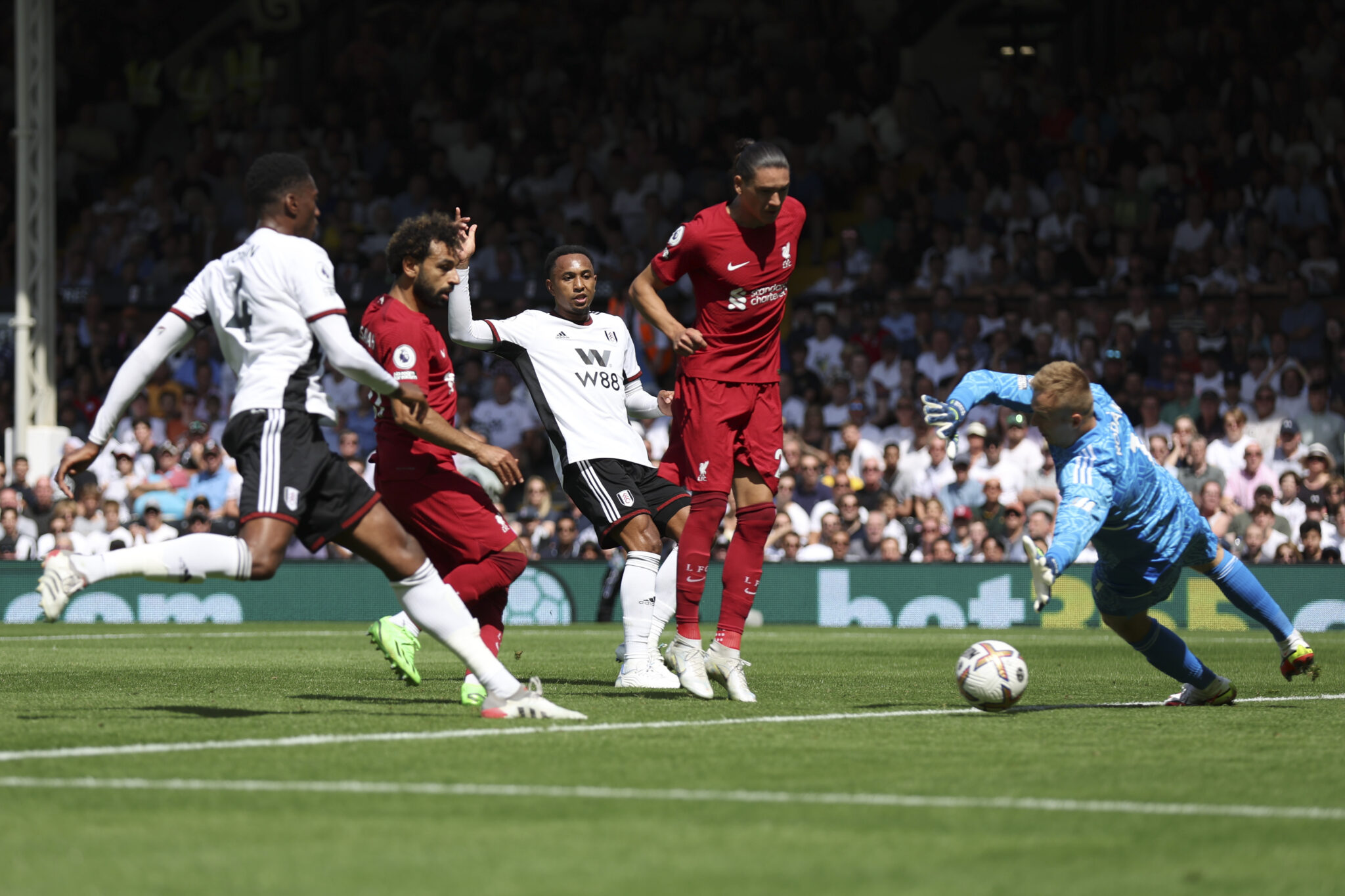 «Φρένο» στη Λίβερπουλ από τη Φούλαμ με το… καλημέρα