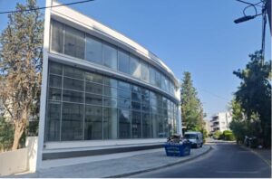 ΦΩΤΟ: Αυτό είναι τo νέο "στρατηγείο" της ΔΗΠΑ στην είσοδο της Λευκωσίας