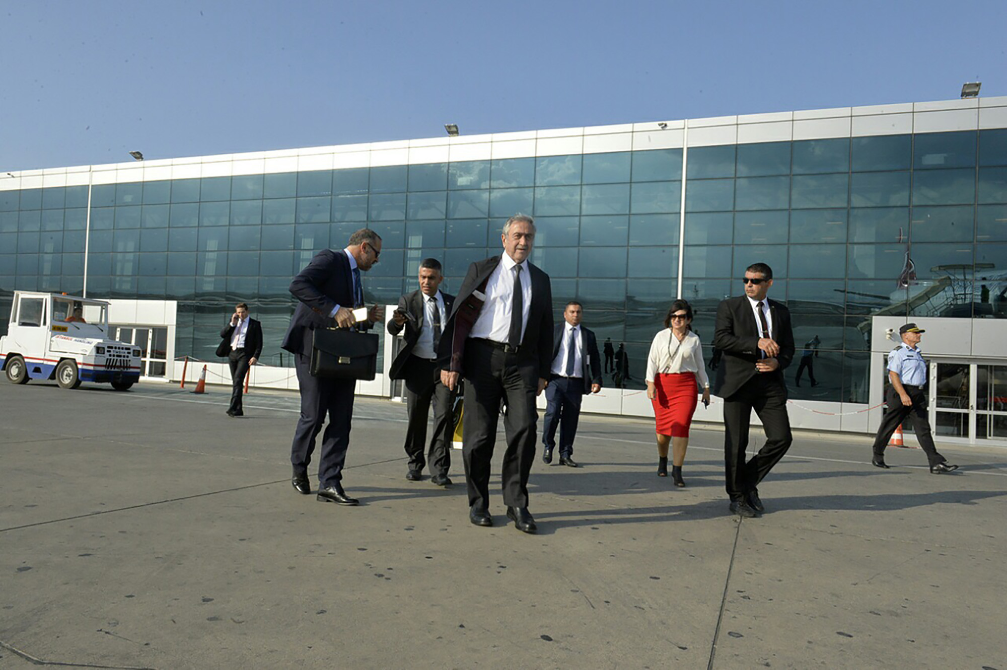 Στις 15 Νοεμβρίου τα εγκαίνια του παράνομου αεροδρομίου της Τύμπου