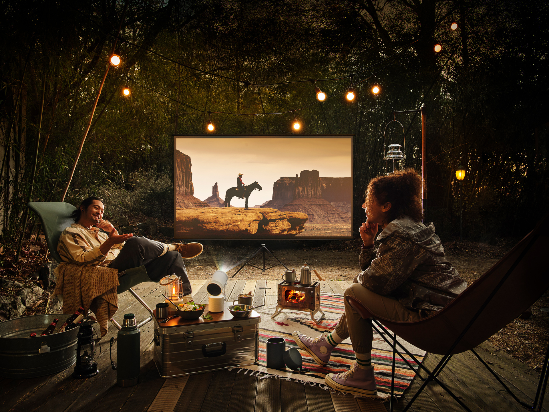 Διαθέσιμος στην κυπριακή αγορά ο φορητός προβολέας The Freestyle της Samsung