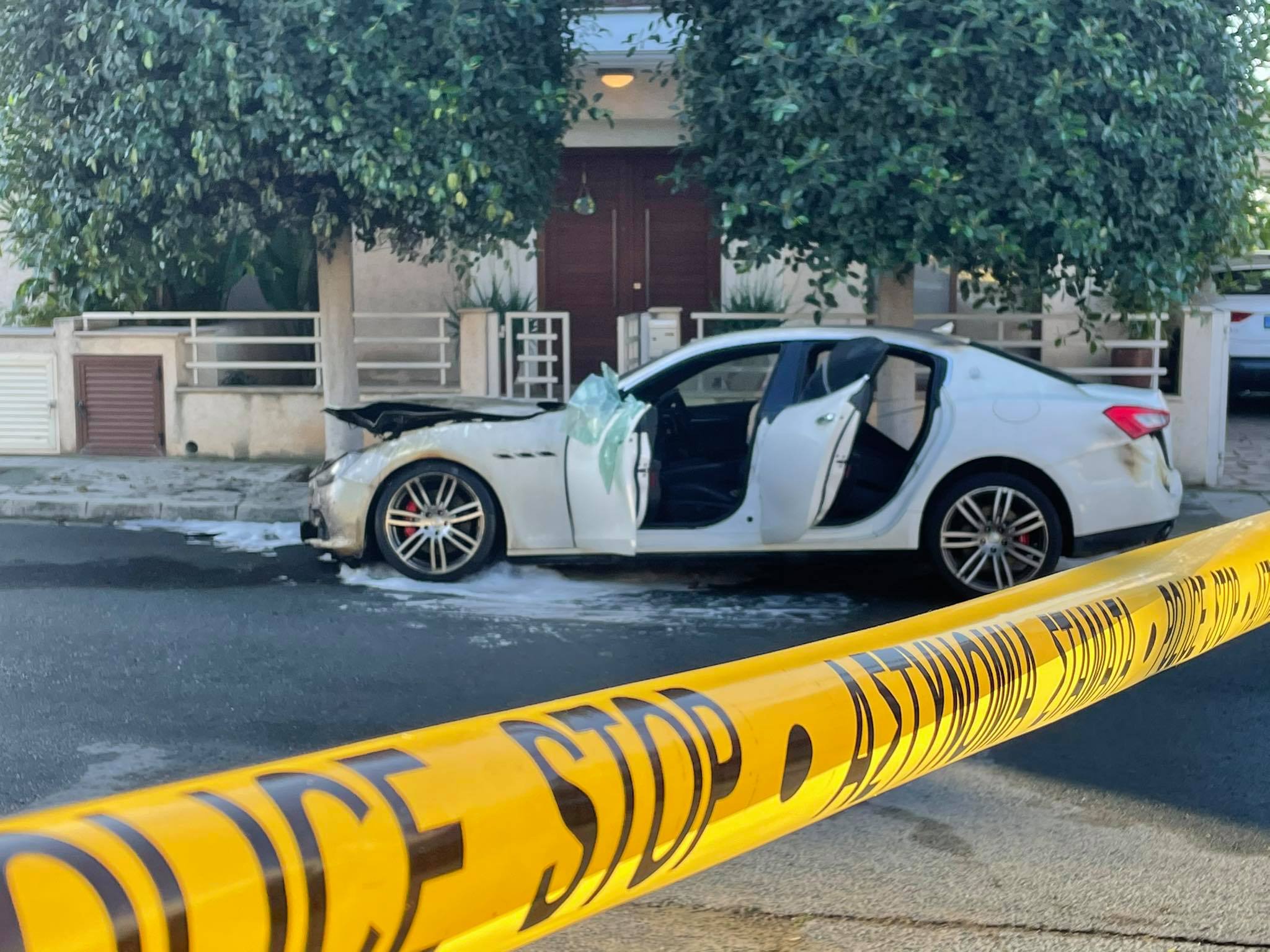 Έβαλαν φωτιά σε αυτοκίνητο 23χρονου στη Λεμεσό, προσωπικές διαφορές τα κίνητρα