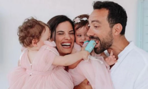 Μπόμπα-Τανιμανίδης: Τι ασυνήθιστο θα συμβεί στη βάφτιση των διδύμων;