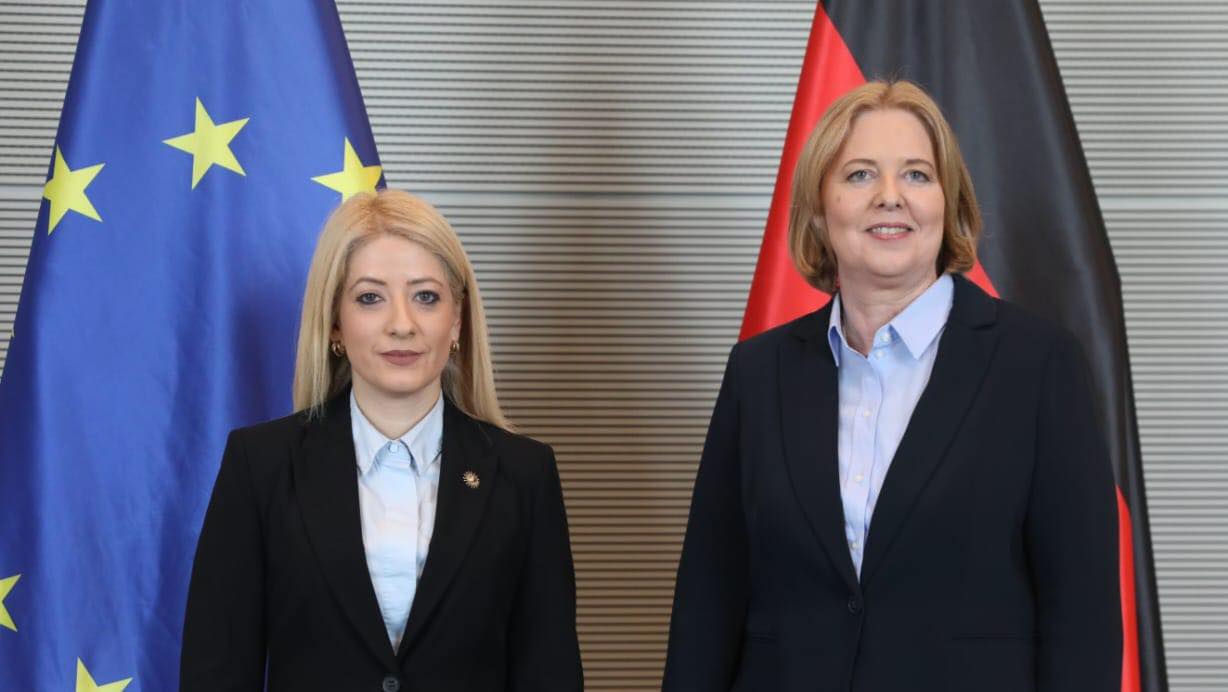 Α. Δημητρίου και Μ. Μπας αναλαμβάνουν κοινή δράση για τα ανθρώπινα δικαιώματα