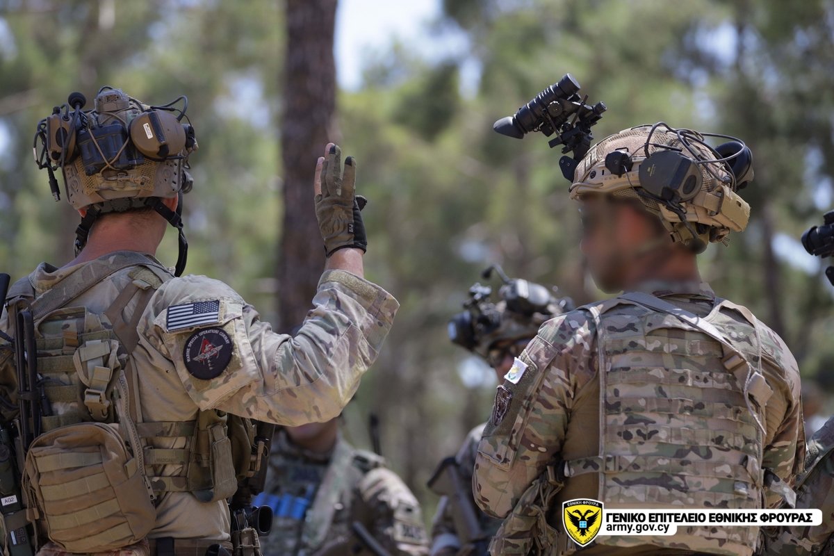 Ψηνόταν εδώ και βδομάδες: Πως φτάσαμε στην άρση του αμερικανικού εμπάργκο όπλων