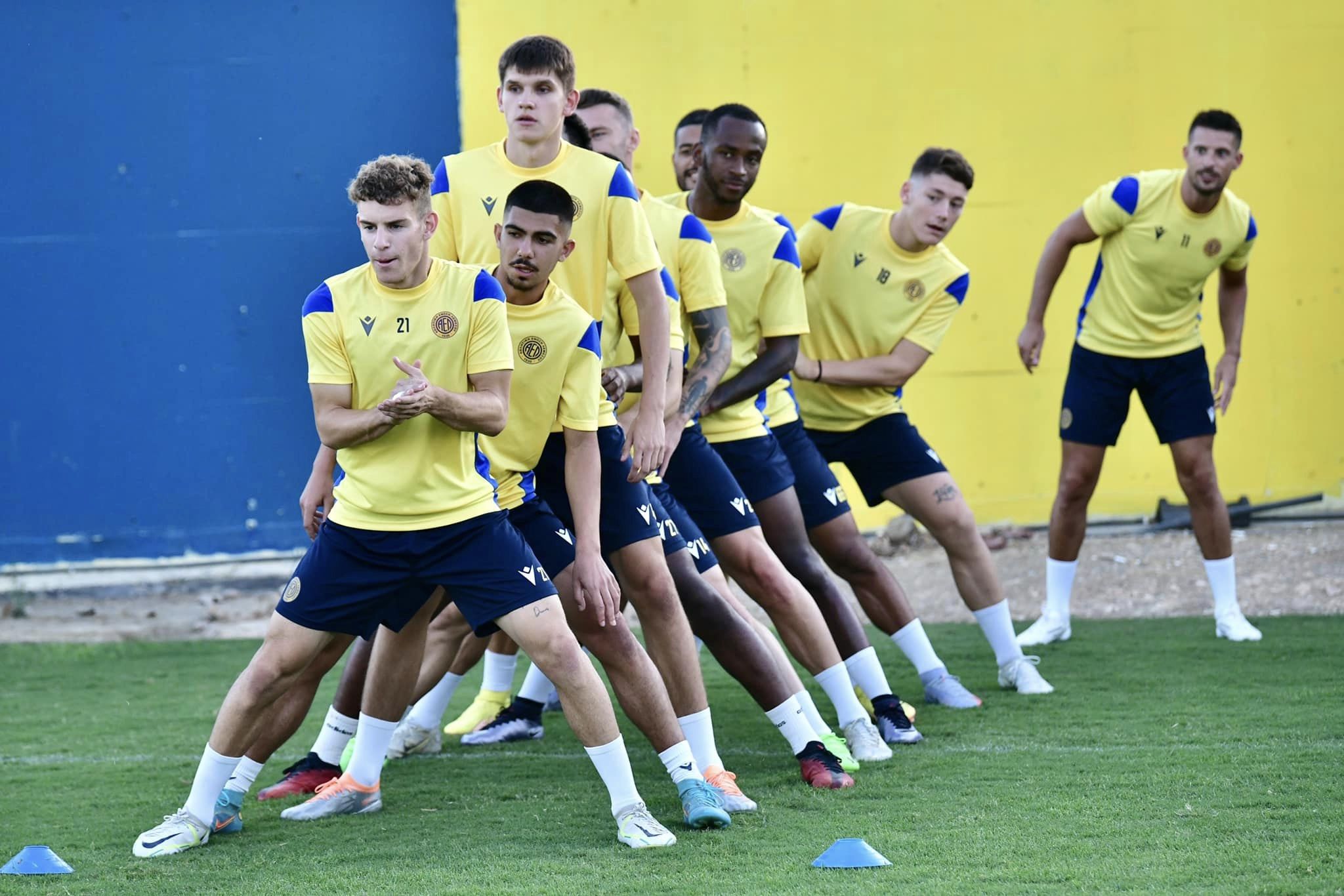 To νέο προπονητικό τιμ της ΑΕΛ