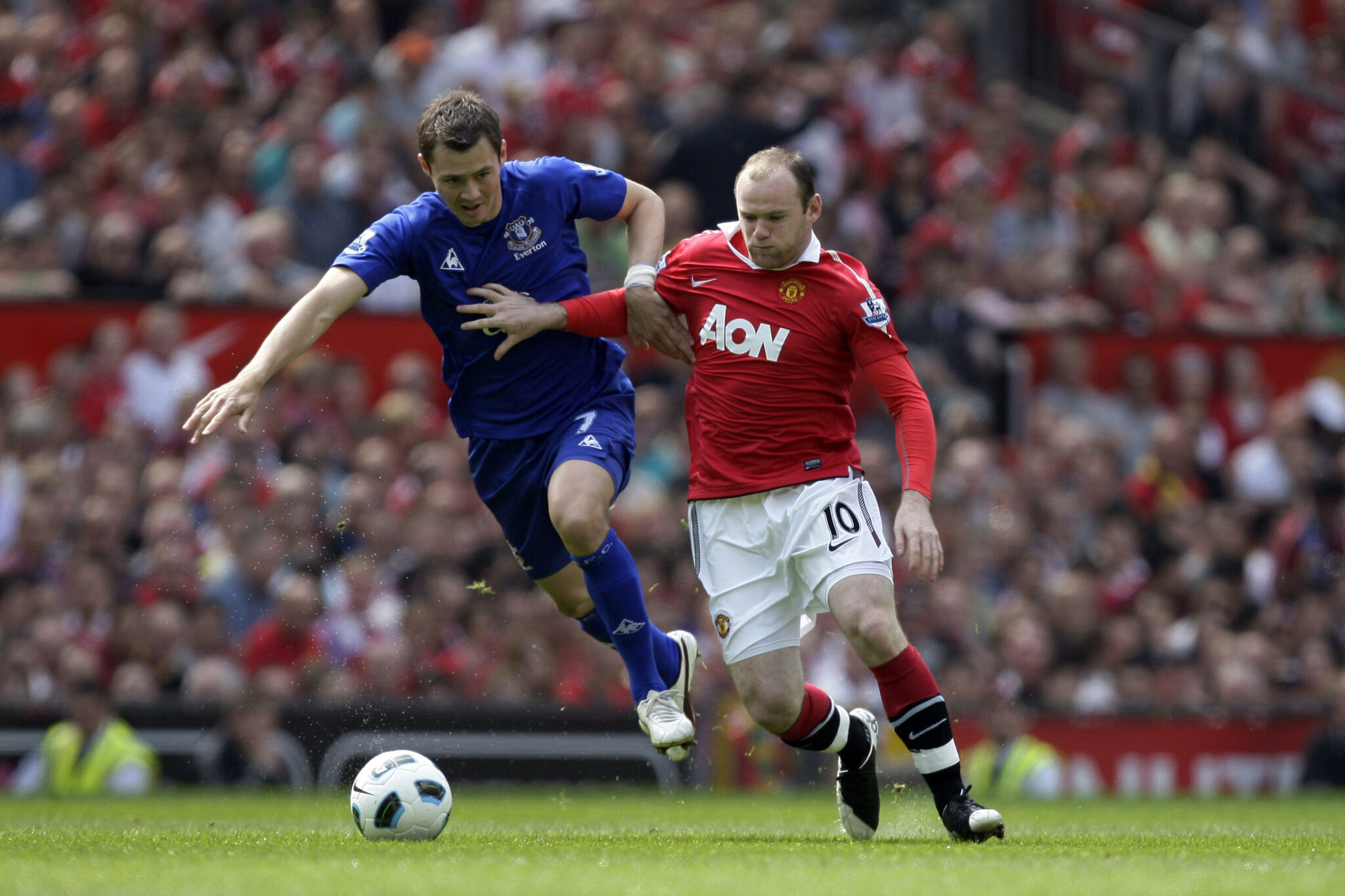 Πρώην παίκτης της Έβερτον κατατάχθηκε στον ρωσικό στρατό