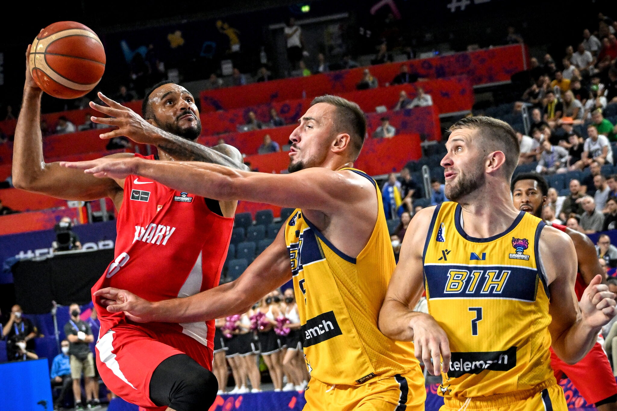 Τέλος το Ευρωμπάσκετ για Χάνγκα