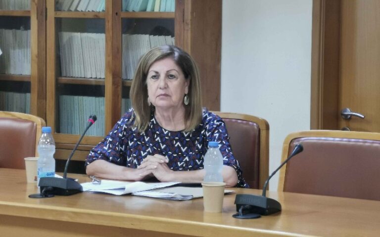 Υπάρχουν κανονισμοί για το ασυμβίβαστο με πολλά όμως πολλά προβλήματα