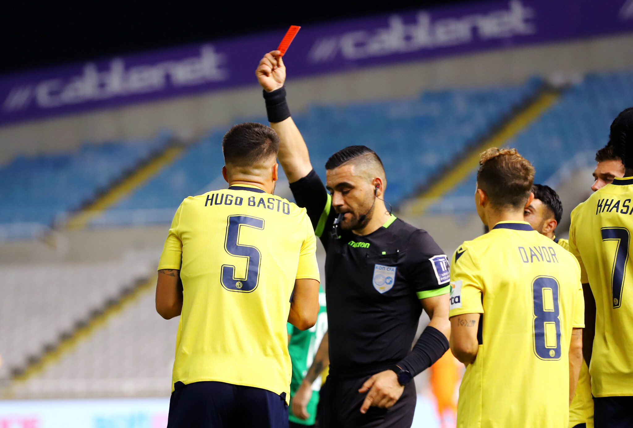 «Βράζουν» με τη διαιτησία στην ΑΕΛ: «Νιώθουμε ότι μας κλάπηκαν τρεις βαθμοί»