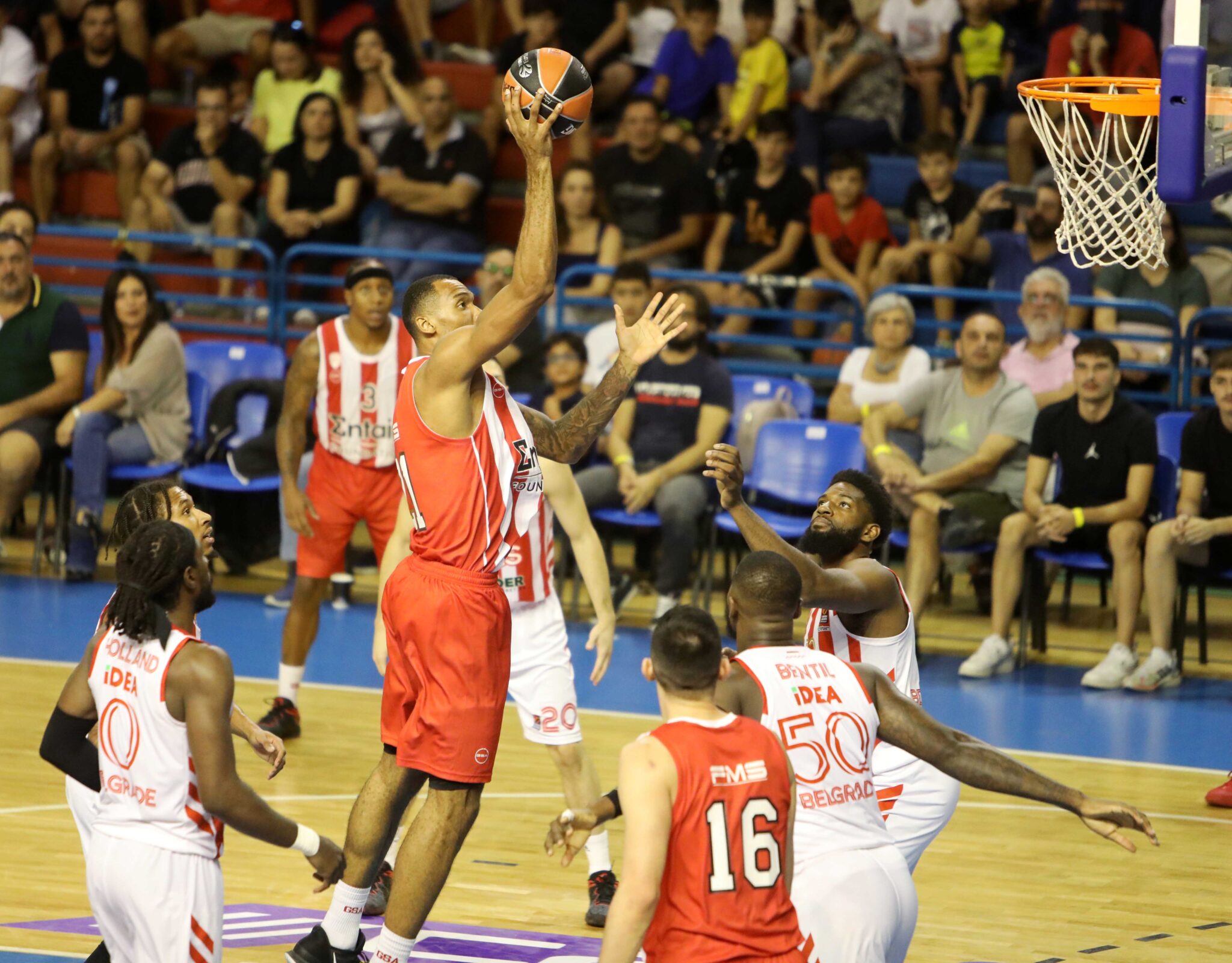 Απολαυστικός Ολυμπιακός διέλυσε τον Ερυθρό Αστέρα στην πρόβα τζενεράλε