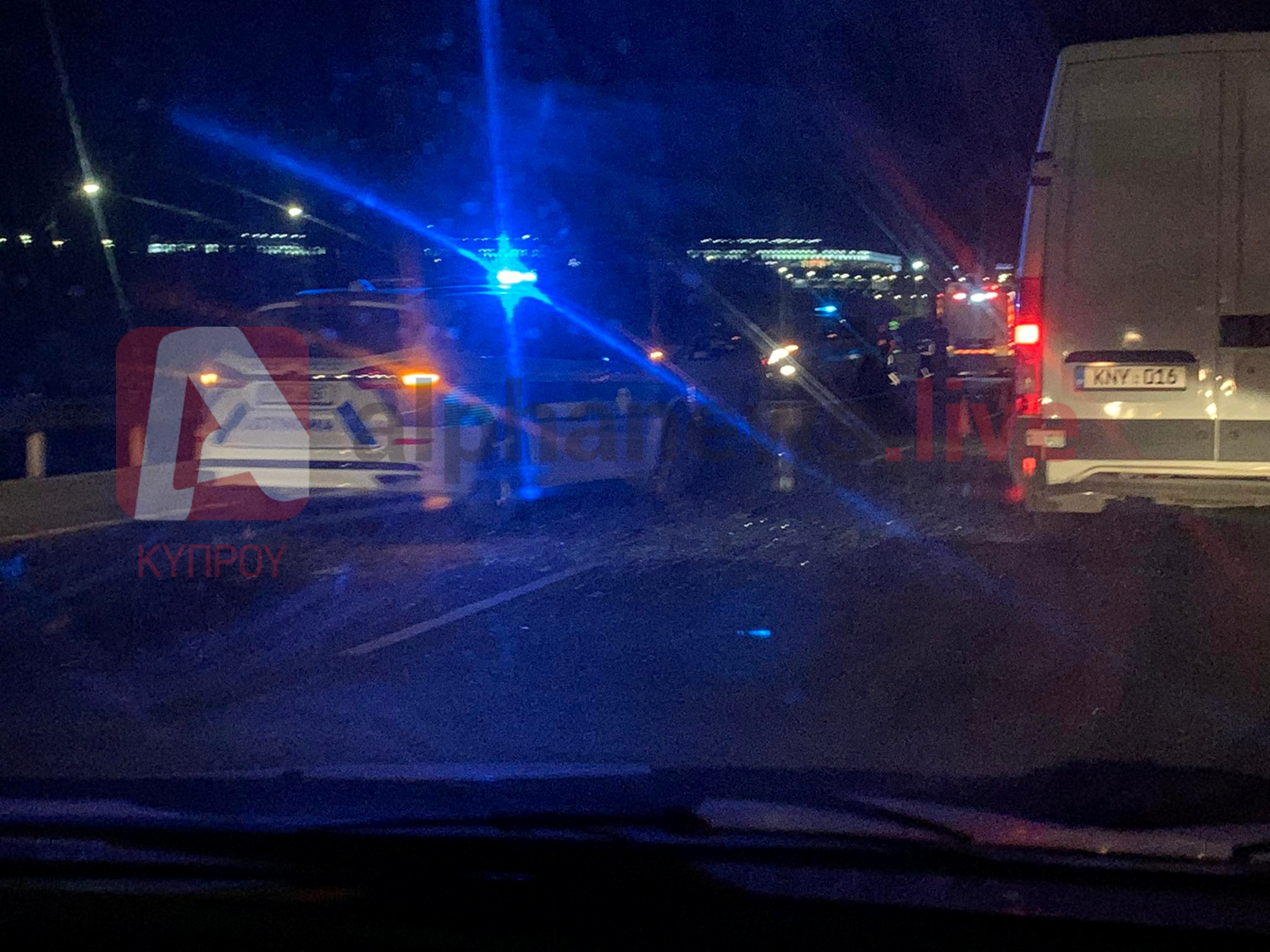 Απεγκλωβίστηκαν μητέρα και βρέφος μετά από τροχαίο στην Κοκκινοτριμιθιά