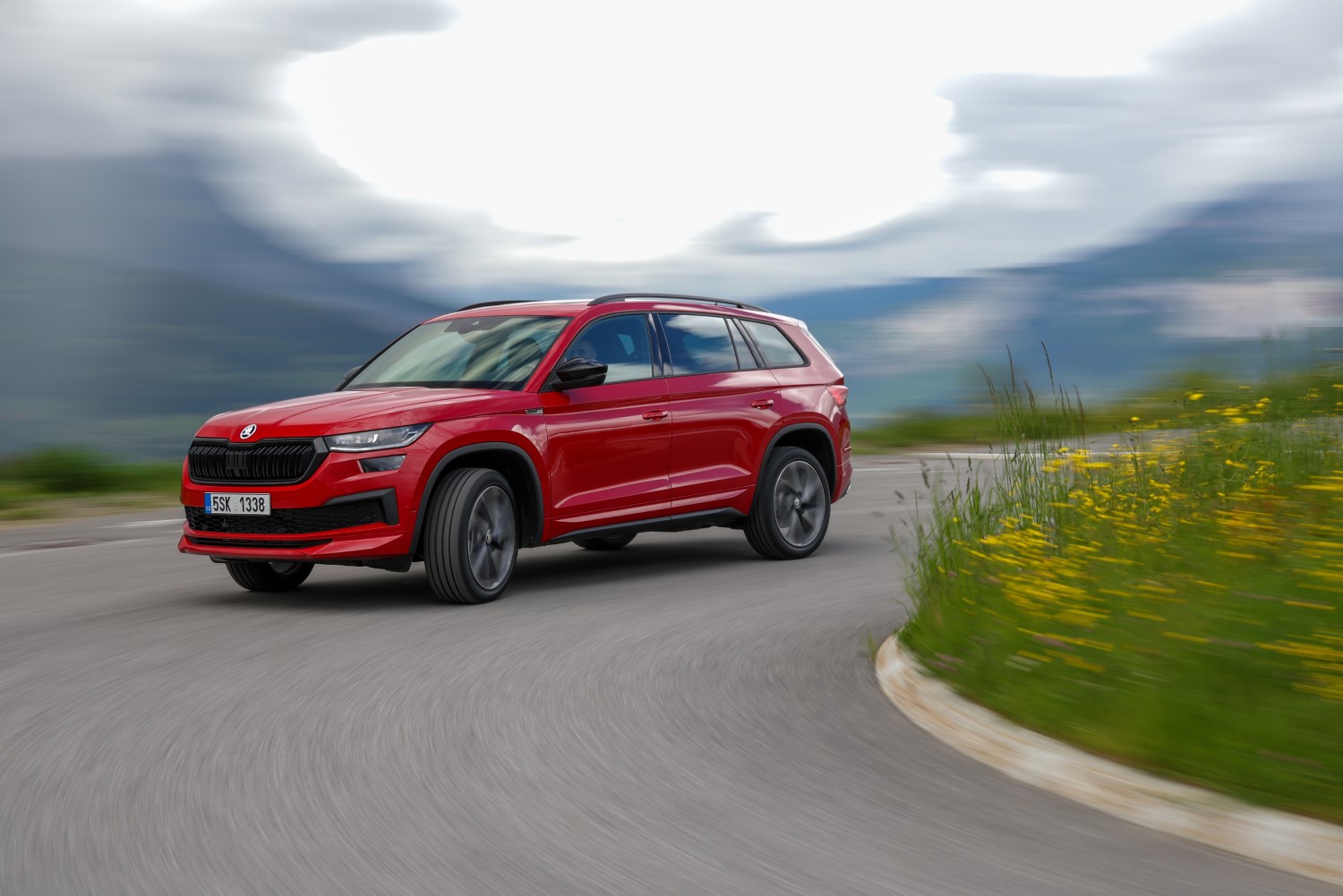 Ετοιμοπαράδοτα Skoda Karoq και Kodiaq με όφελος μέχρι και 4.000€ από τη Unicars