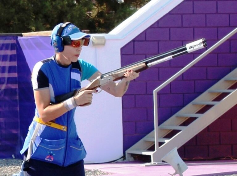 Το ανθρώπινο πρόσωπο της Κωνσταντίνας και της σκοποβολής