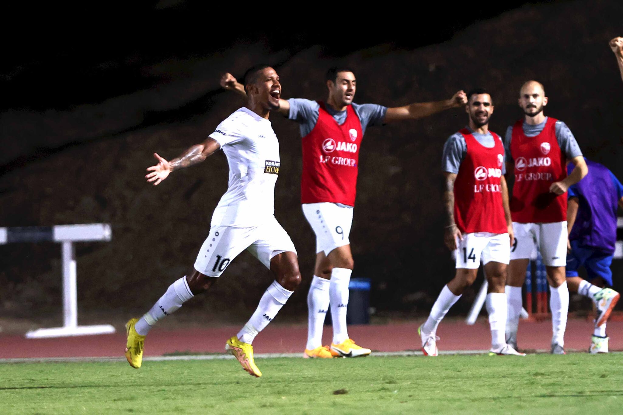 «Προσγείωσε» την ΑΕΚ και συνεχίζει… ακάθεκτη η Πάφος (ΒΙΝΤΕΟ)