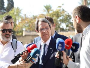 Πως απαντά ο Πρόεδρος Αναστασιάδης για το αν ψάχνει αντικαταστάτη του Στιούαρτ