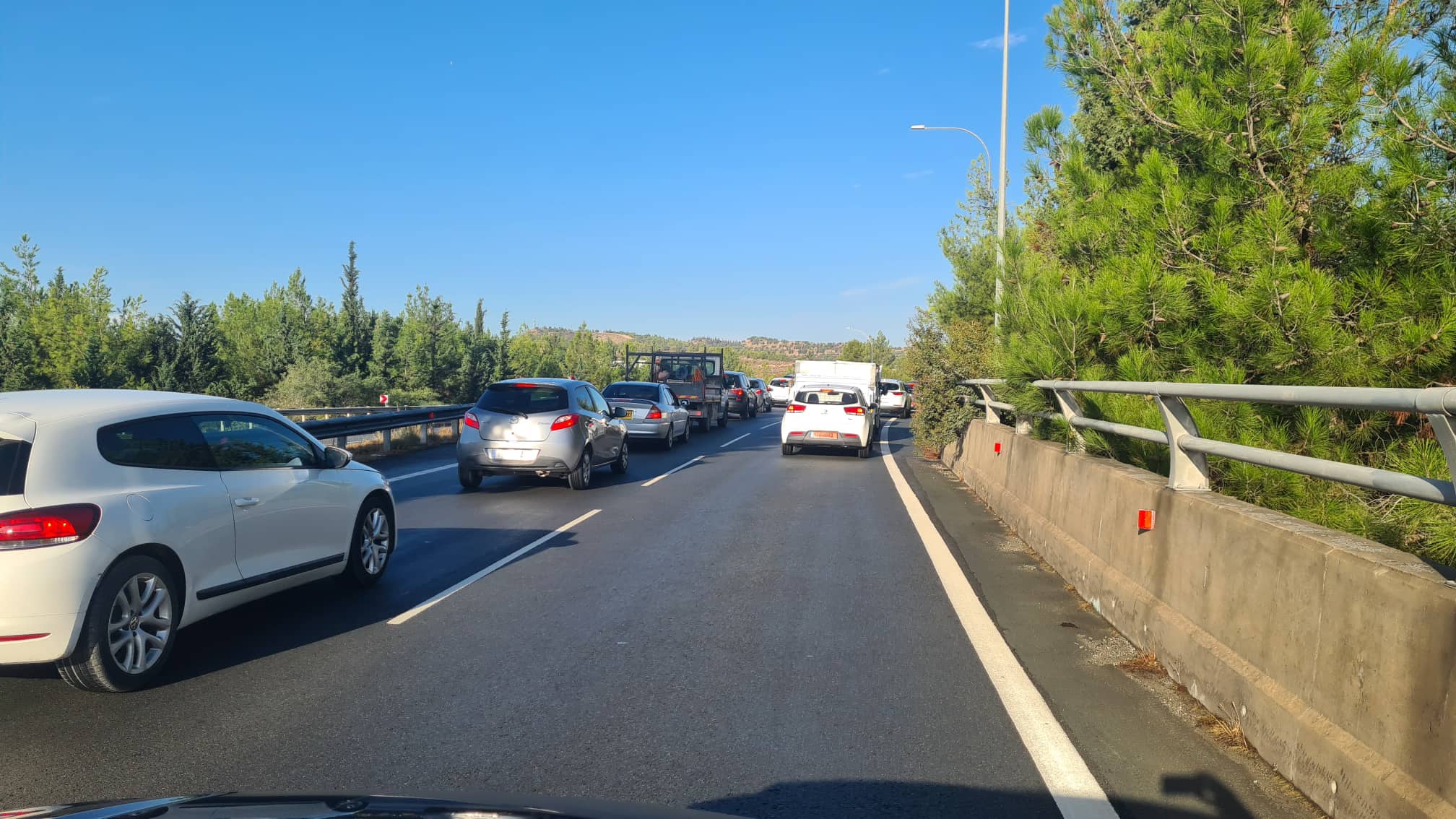 ΦΩΤΟ: Τρία ατυχήματα προκάλεσαν πυκνή τροχαία κίνηση στον αυτοκινητόδρομο