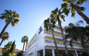Hilton Nicosia:Από την πυρκαγιά στην οροφή του ξενοδοχείου δεν κινδύνευσε κανείς
