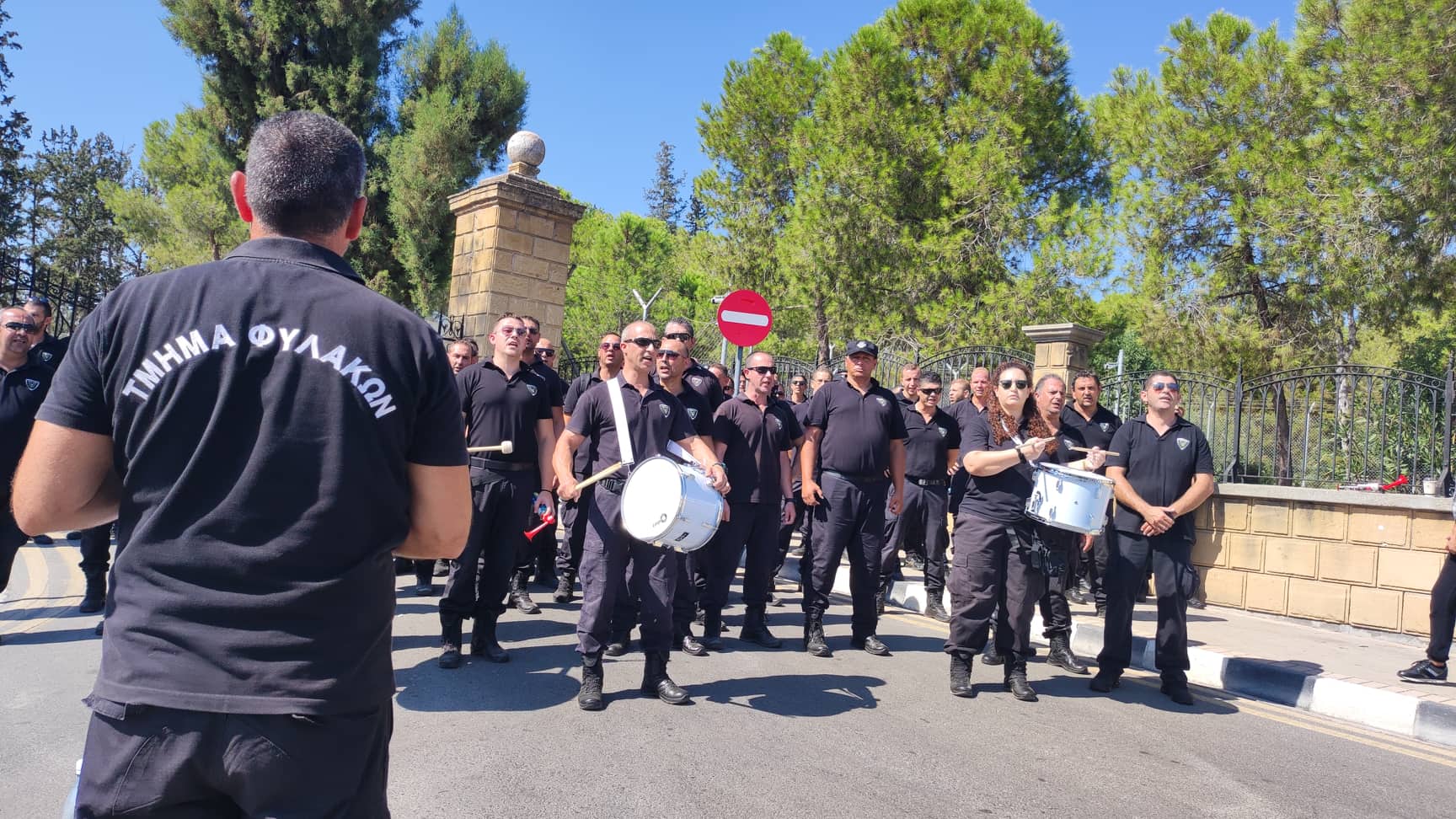 Με προσωπικό ασφαλείας οι Φυλακές, συνεχίζουν την απεργία οι δεσμοφύλακες