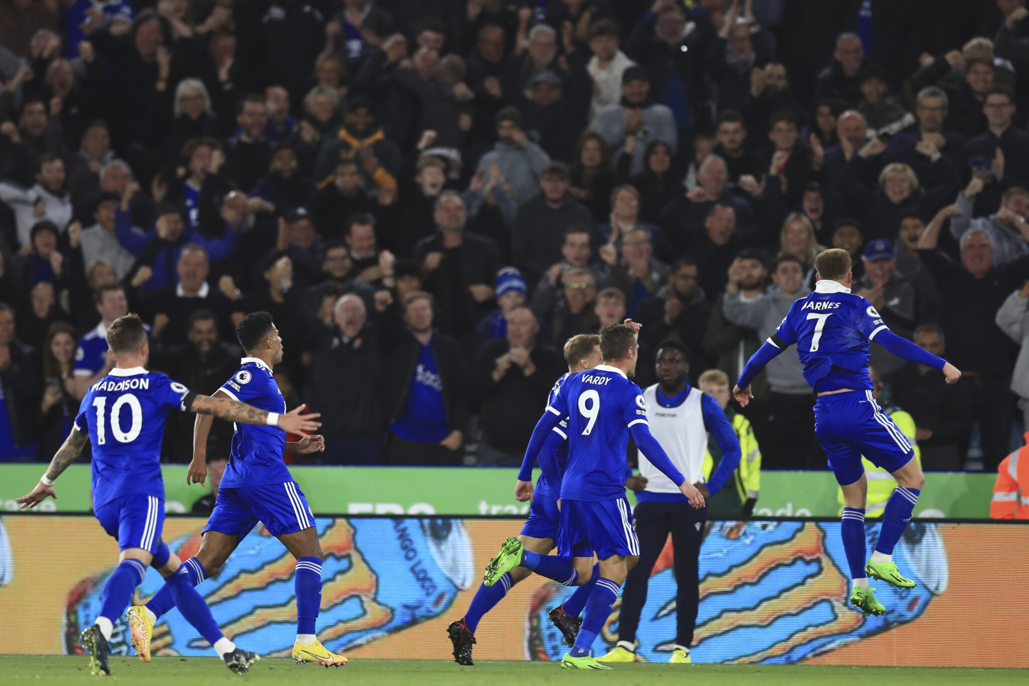 Έκανε… σεφτέ συντρίβοντας τη Νότιγχαμ η Λέστερ