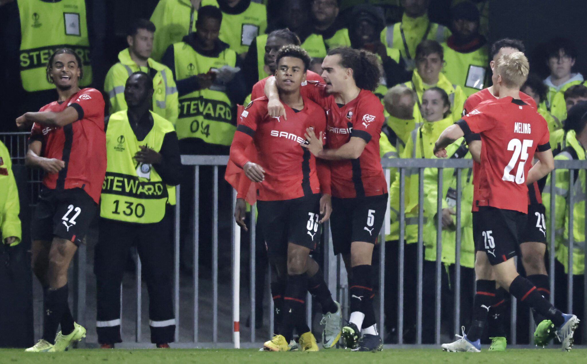 Νίκησε τη Ντιναμό και μένει στο κόλπο της πρώτης θέσης η Ρεν