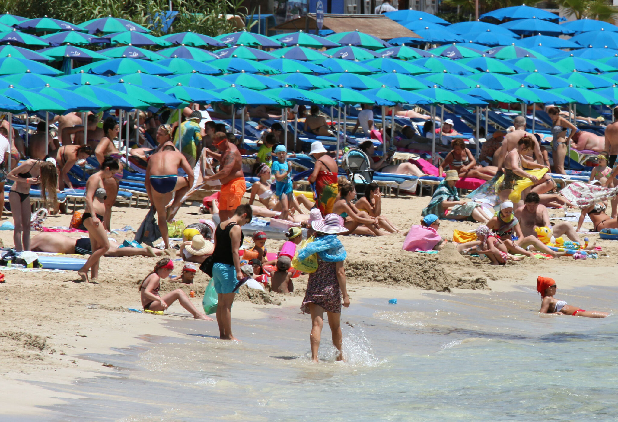 Στα 2 δις τα υπολογιζόμενα έσοδα από τον τουρισμό το 2022